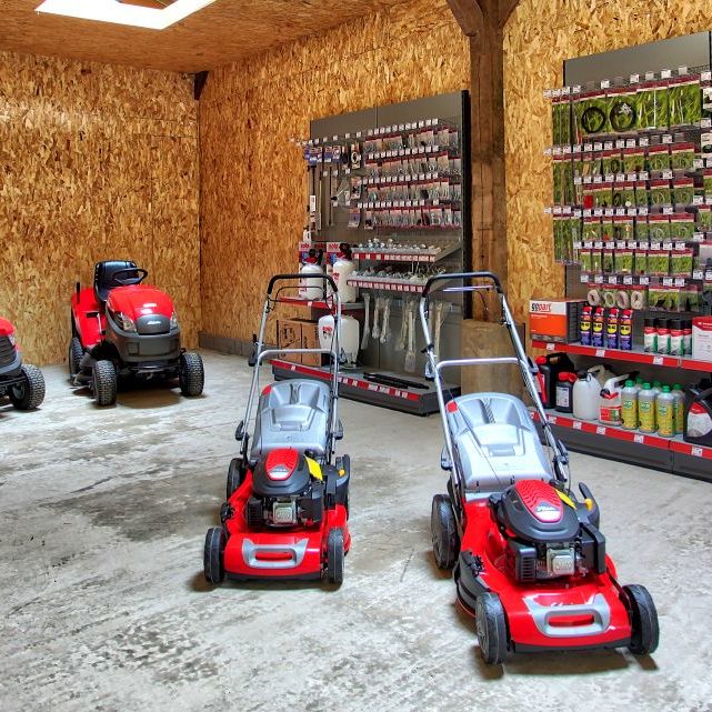 pièces détachées et matériel motoculture dans boutique lapierre motoculture à canapville orne